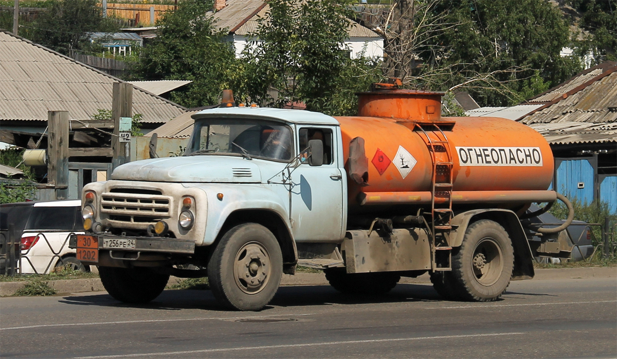 Фото бензовоз зил