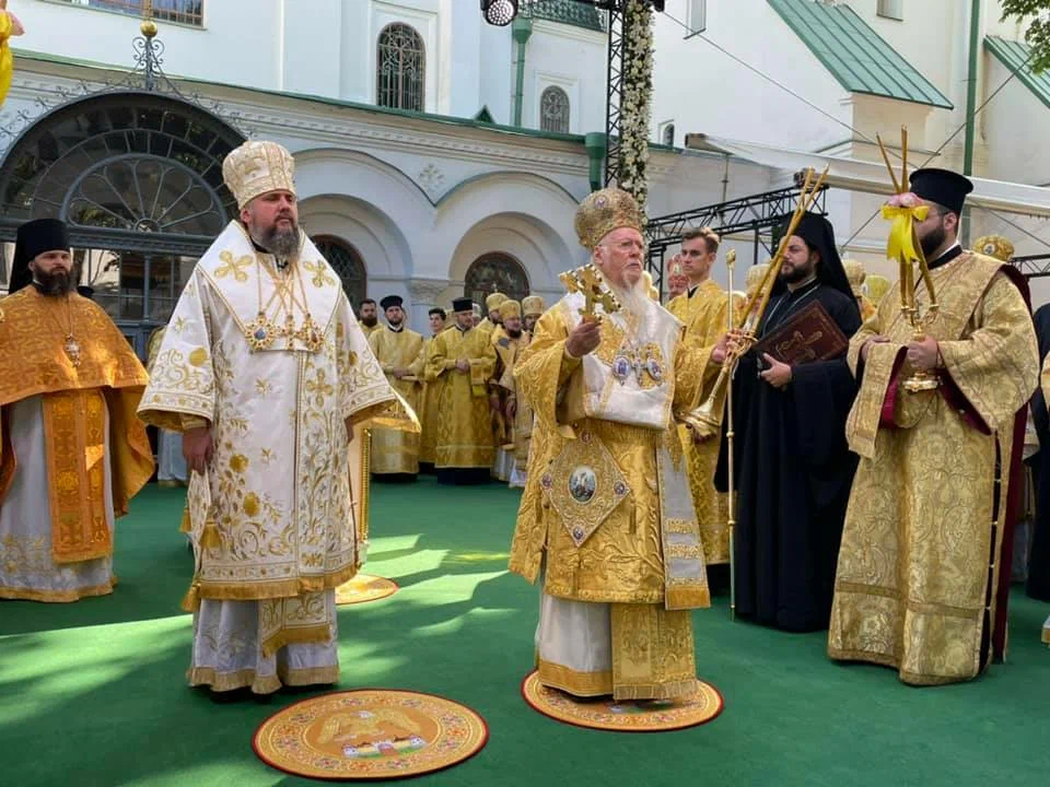 Раскольники в церкви