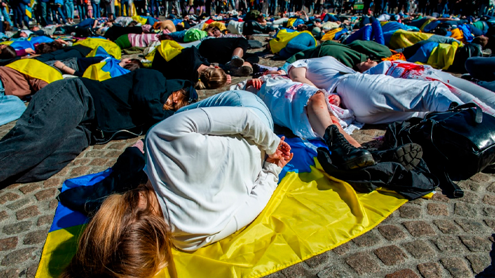 Россия, забери! Европейцы учатся ненавидеть украинских беженцев