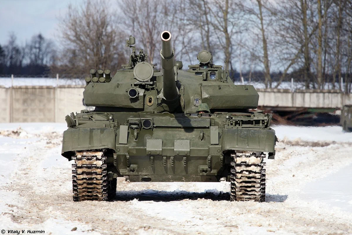 Сказ о том, как у России закончились… танки