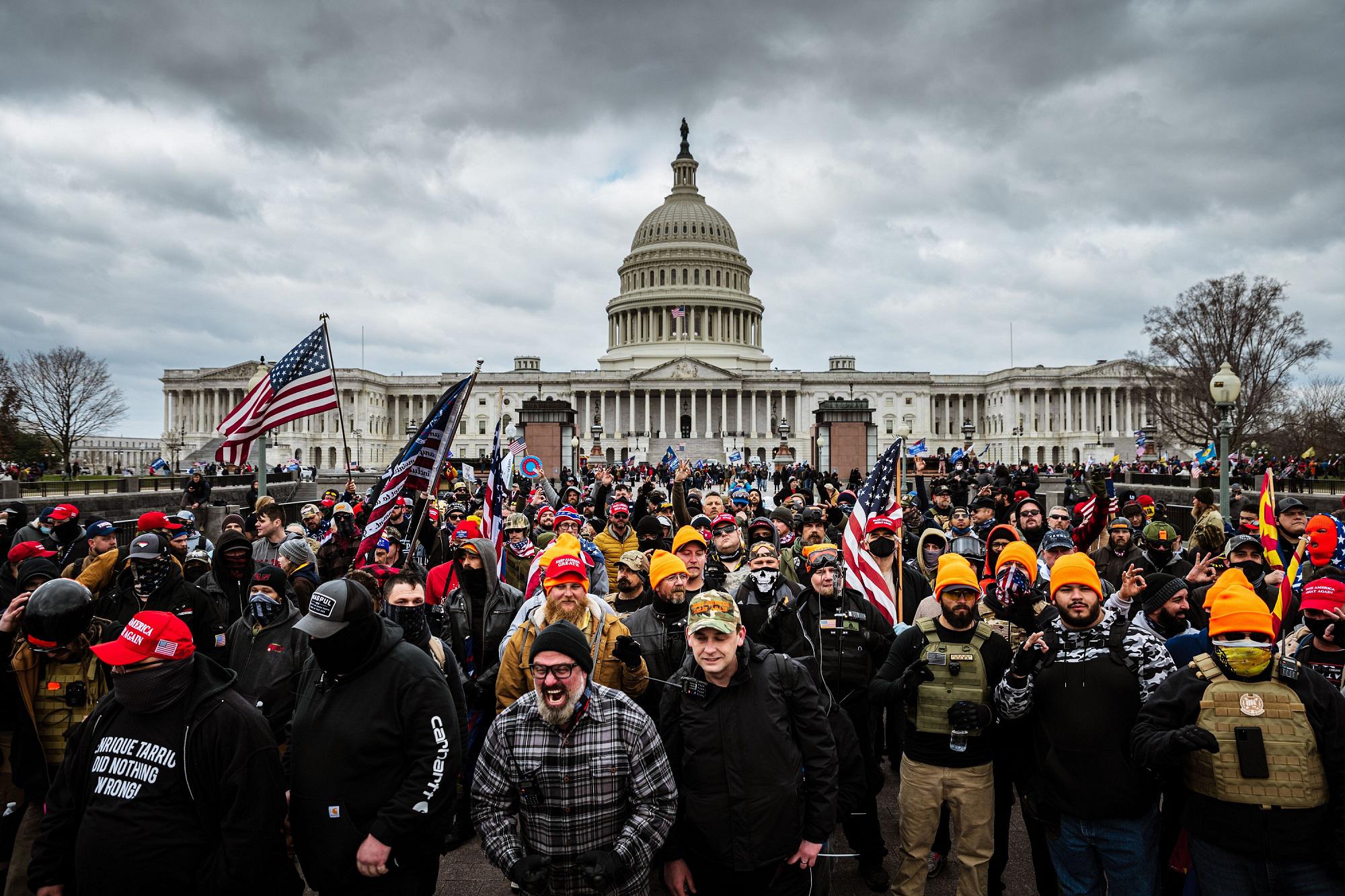 Протесты в США Капитолий