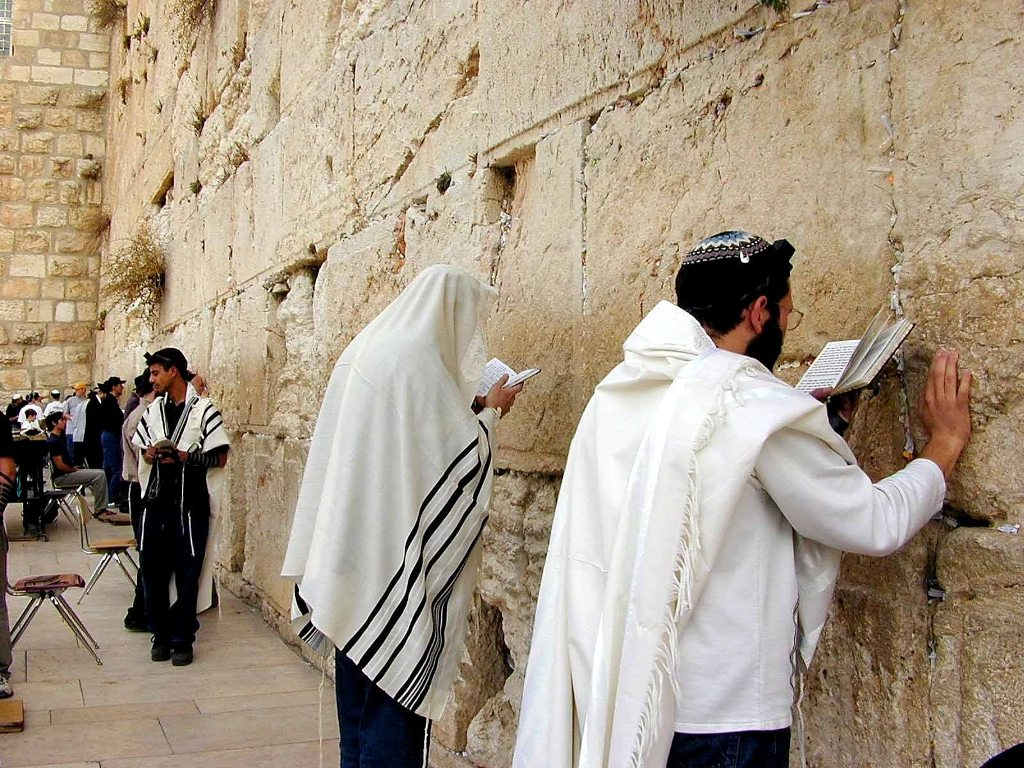 Стена плача Иерусалим иудаизм. Стена плача Палестина. Иерусалимский храм стена плача. Как появились иудеи