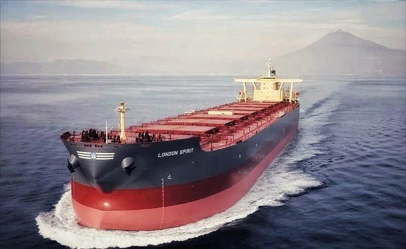 Танкер гермес местоположение. Балкер London Spirit. Танкер 150000 DWT. Сухогруз Элла. Балкер 50000 тонн.