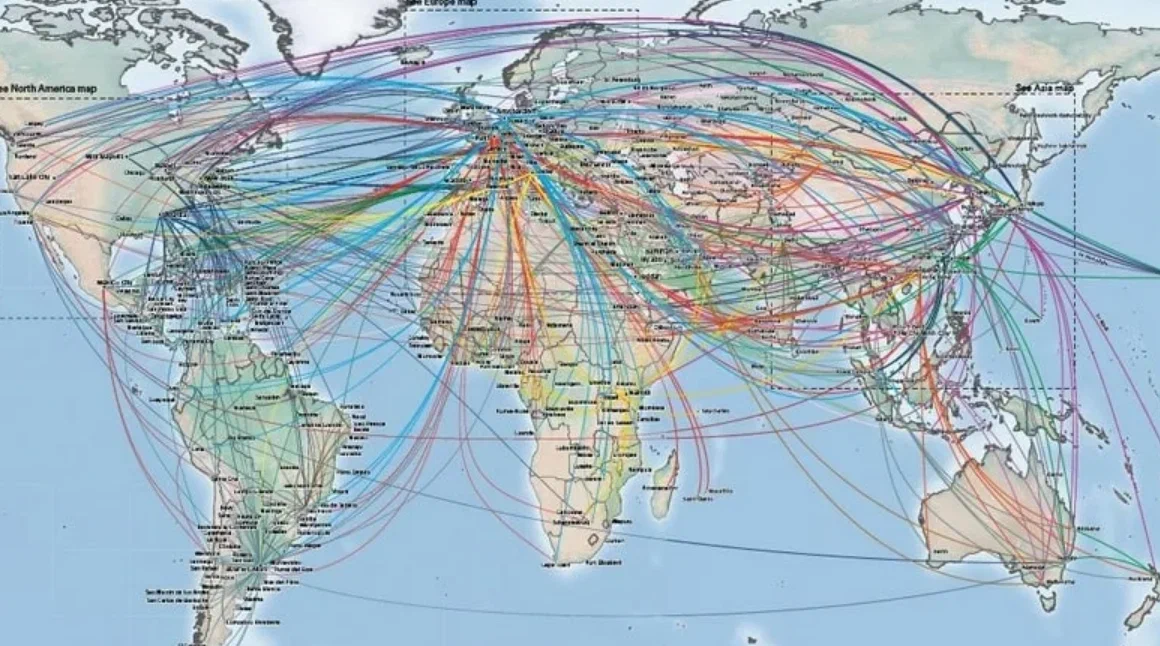 Сообщение между странами. Карта полетов самолетов в мире. Воздушный коридор. Воздушные пути самолетов.