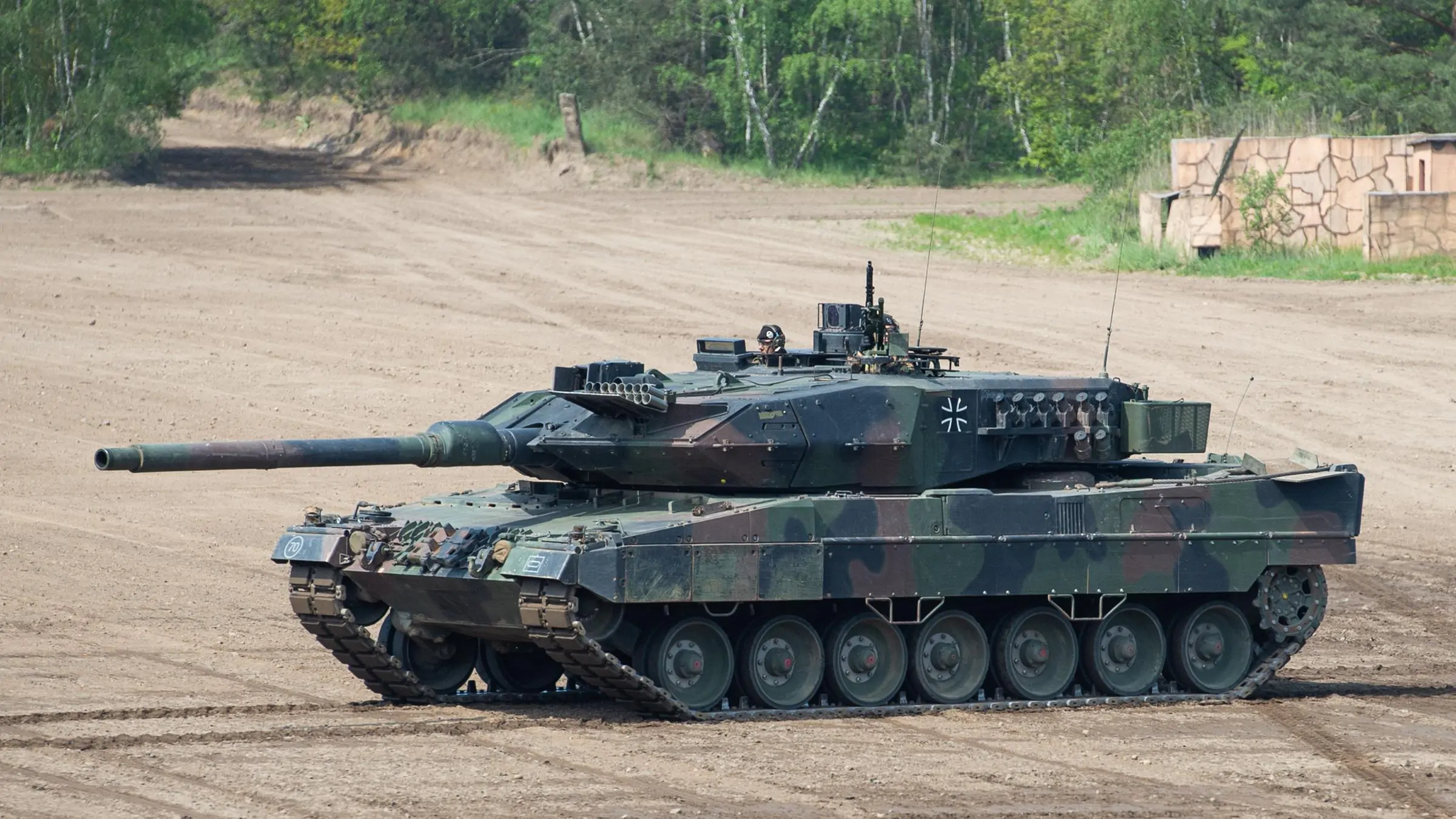 Современные немецкие танки. Леопард 2 Бундесвер. Танк леопард 2а7. Leopard 2a5. Leopard 2a6 Бундесвер.