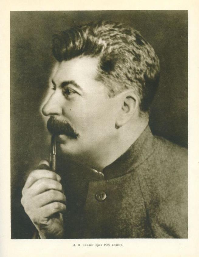Сталин переговоры. Сталин беседа с иностранными рабочими 1927. Часы со Сталиным. Сталин из беседы с Коллонтай. Сталин беседа с Коллонтай.