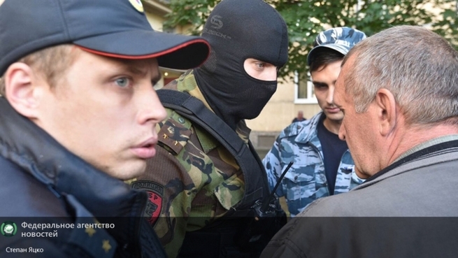 Картинки по запросу Разведка не дремлет: ФСБ пресекла шпионские действия Украины