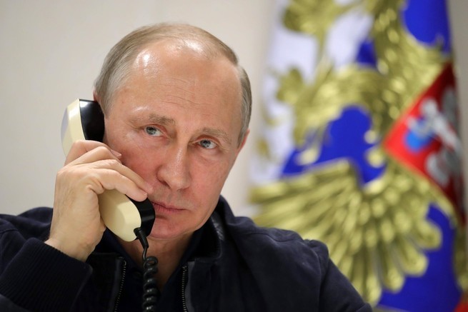 Путин заставил Порошенко проглотить язык