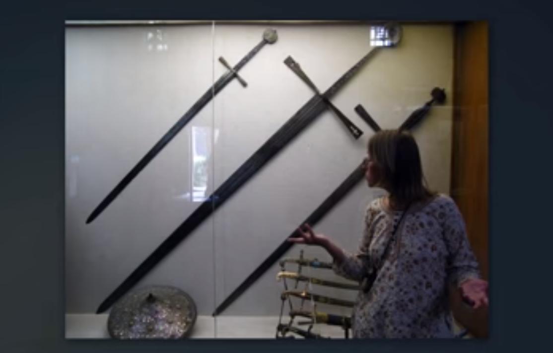 Двуручный меч Александра Невского в оружейном музее Москвы