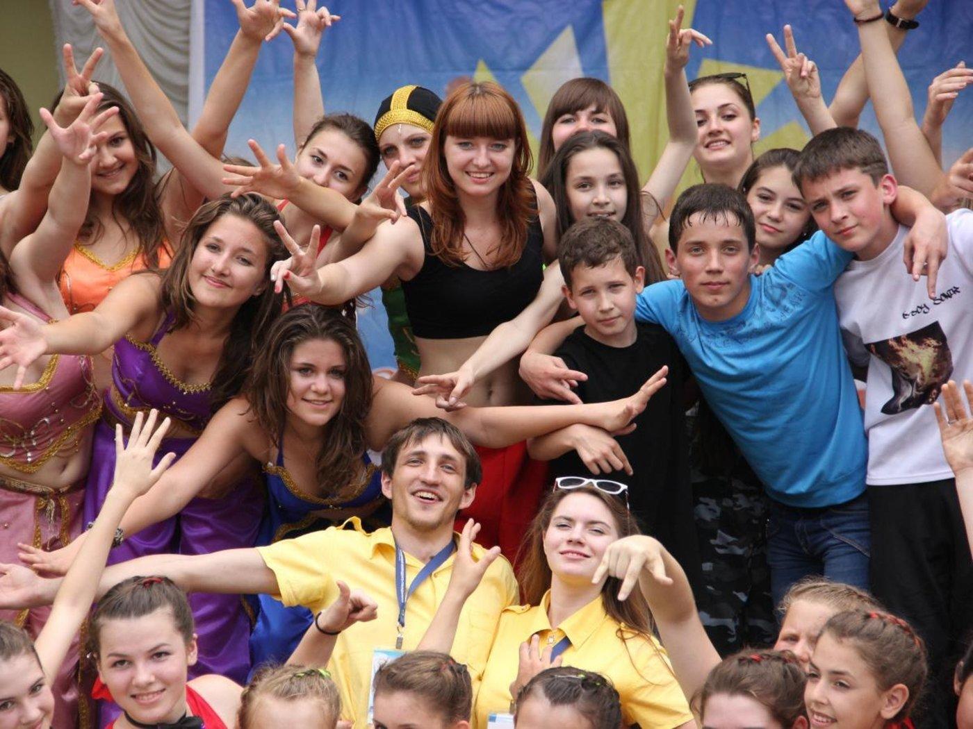 Что такое молодежь с современной науки. Молодежь. Молодежь России. Молодежь картинки. Современная русская молодежь.